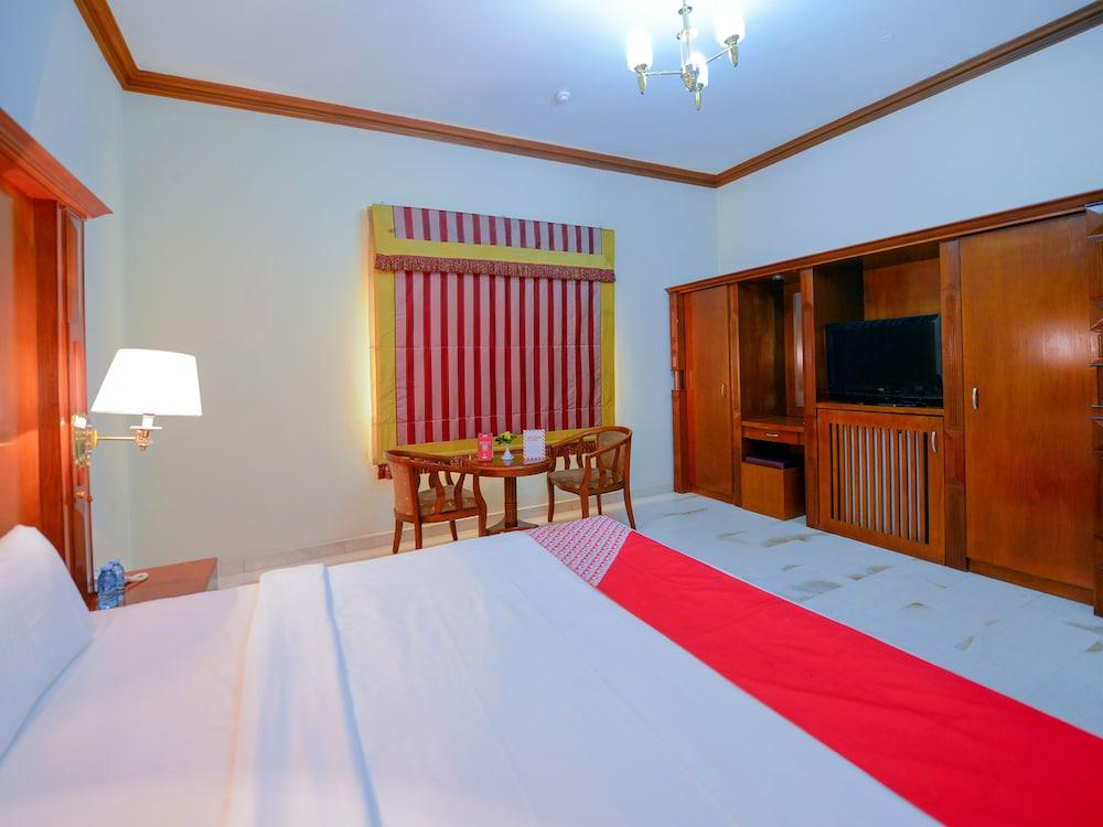 Hotel Golden Oasis Muscat Exterior photo