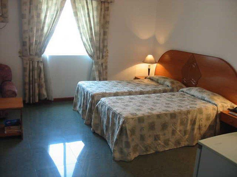 Hotel Golden Oasis Muscat Exterior photo