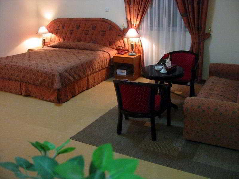 Hotel Golden Oasis Muscat Exterior photo