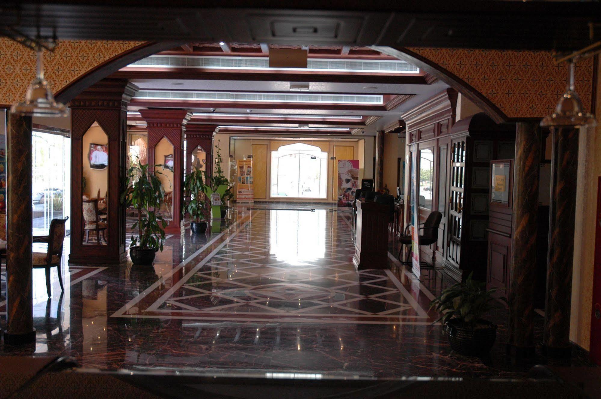 Hotel Golden Oasis Muscat Exterior photo
