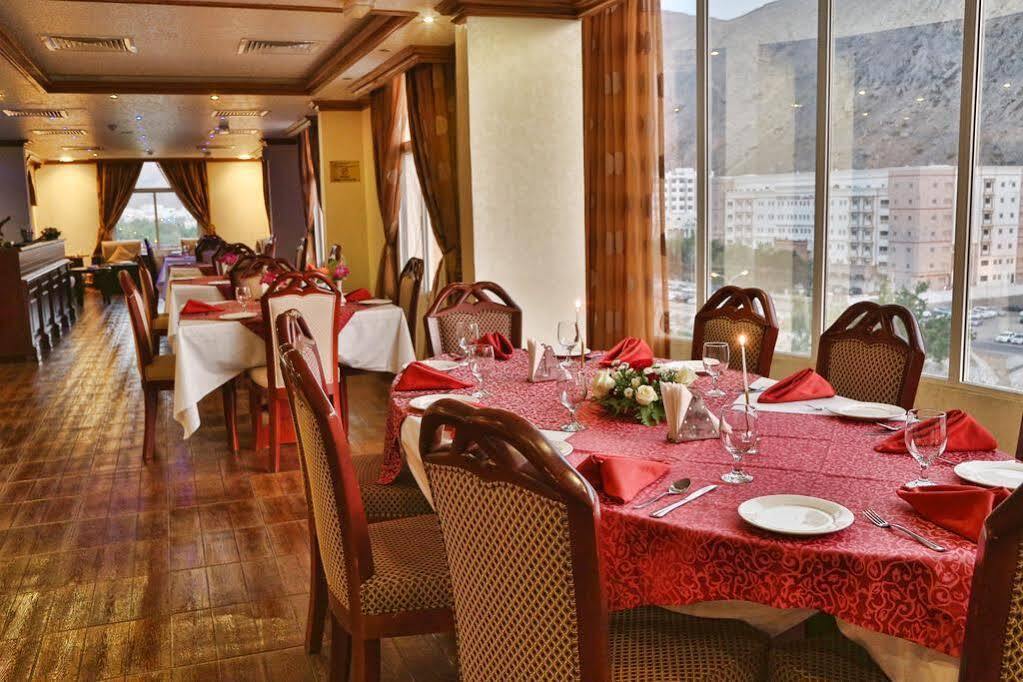 Hotel Golden Oasis Muscat Exterior photo